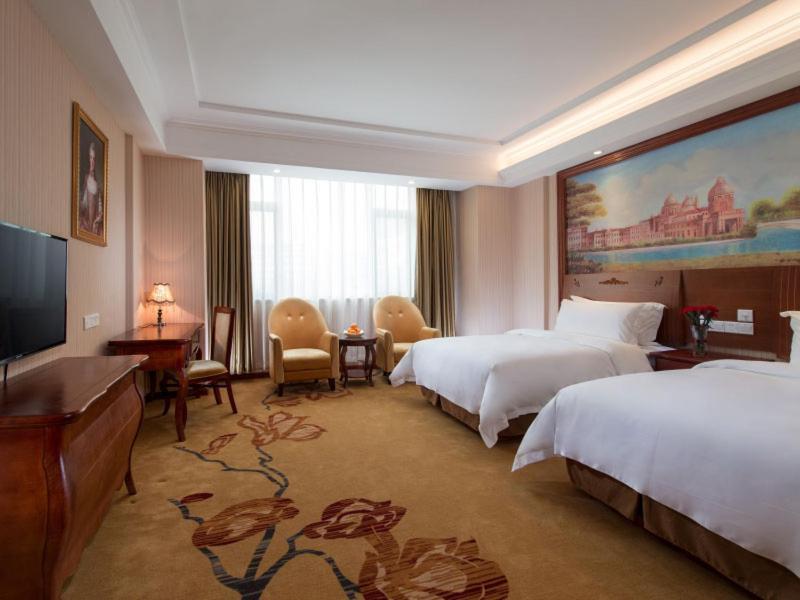 Vienna Hotel Puning South Huancheng Road High-Speed Train Station المظهر الخارجي الصورة